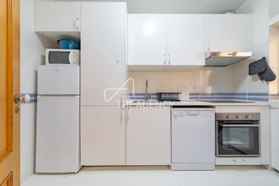Apartamento T1 para Arrendamento em Quarteira