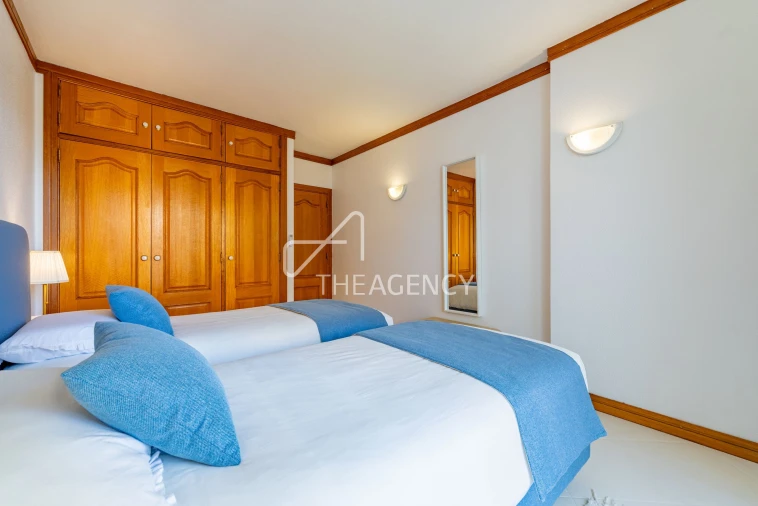 Apartamento T1 para Arrendamento em Quarteira Foto 14