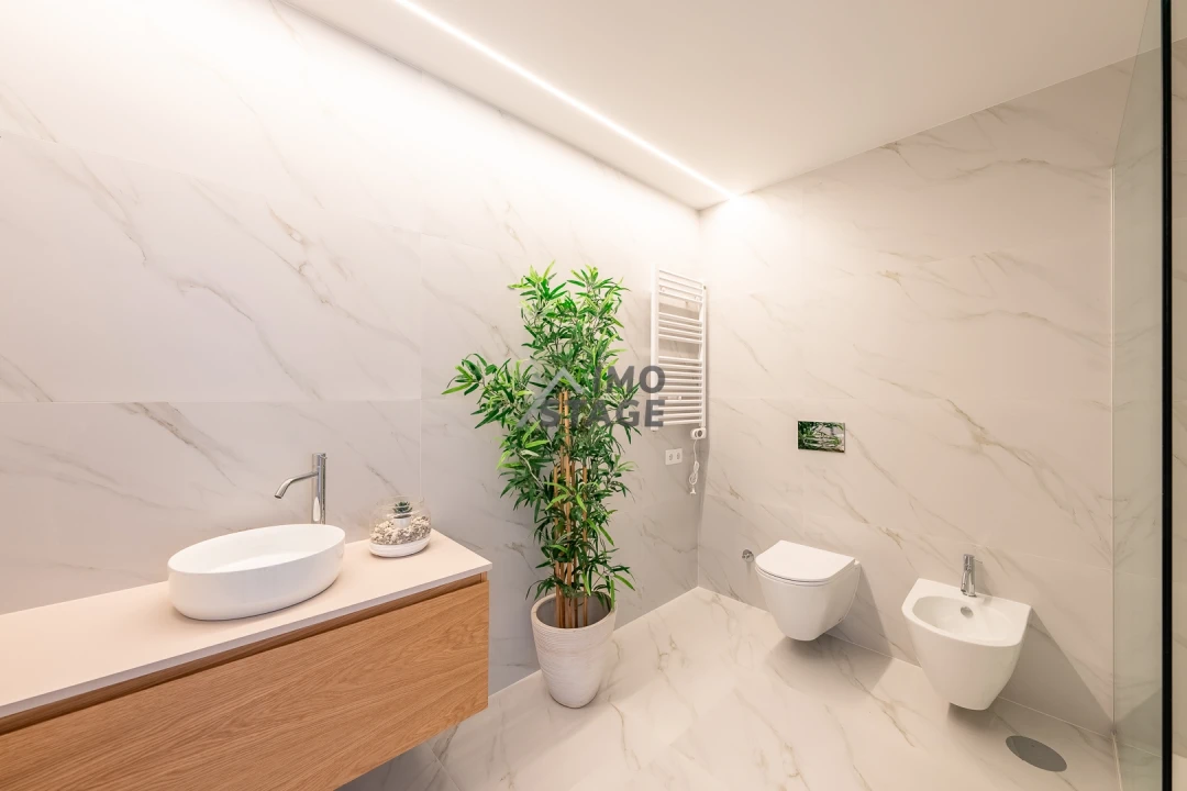 Apartamento T1 para Venda em Fânzeres e São Pedro da Cova Foto 3