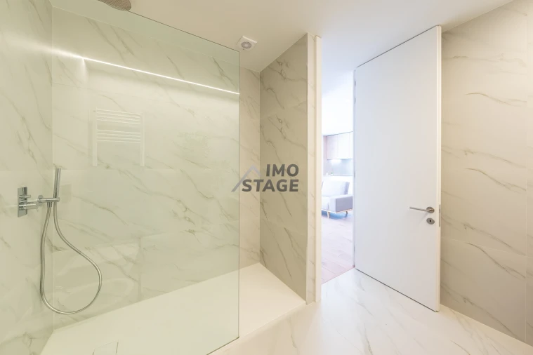 Apartamento T1 para Venda em Fânzeres e São Pedro da Cova Foto 4