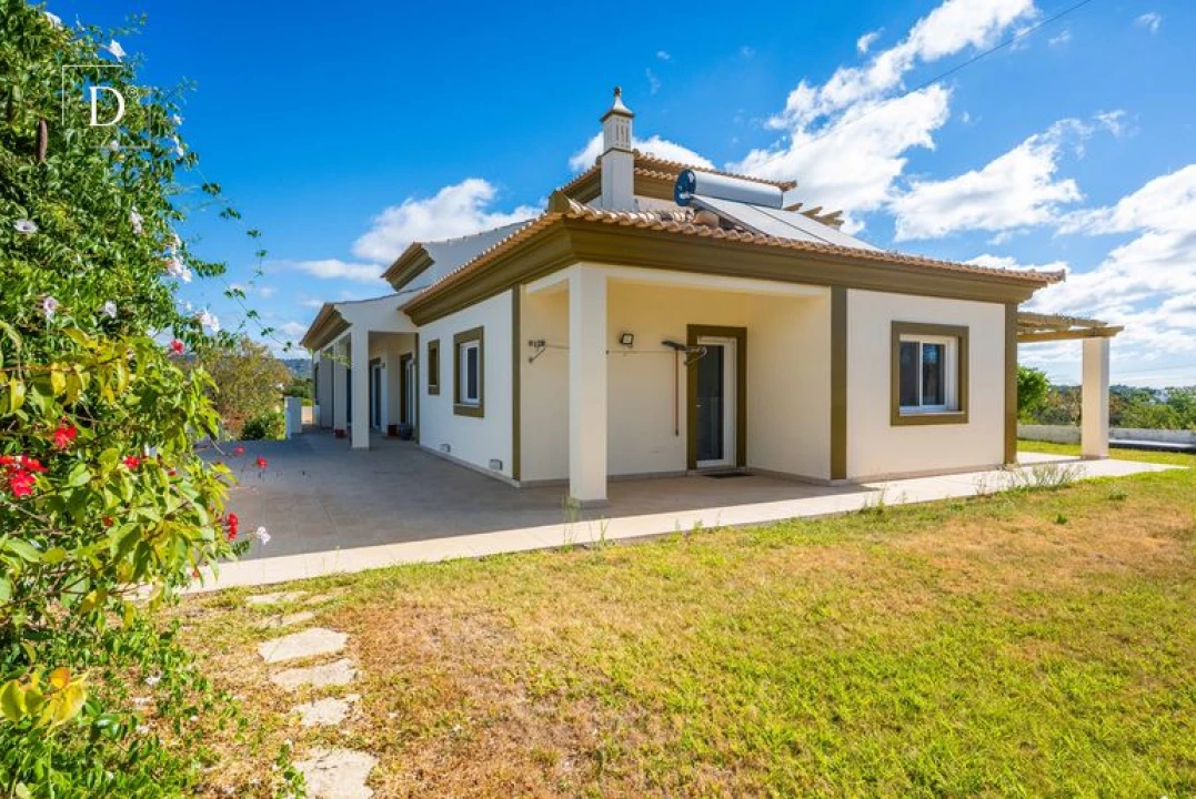 Moradia T4 para Venda em Olhão Foto 26