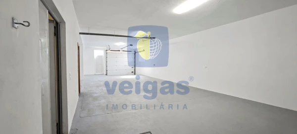Moradia T4 para Venda em Canedo