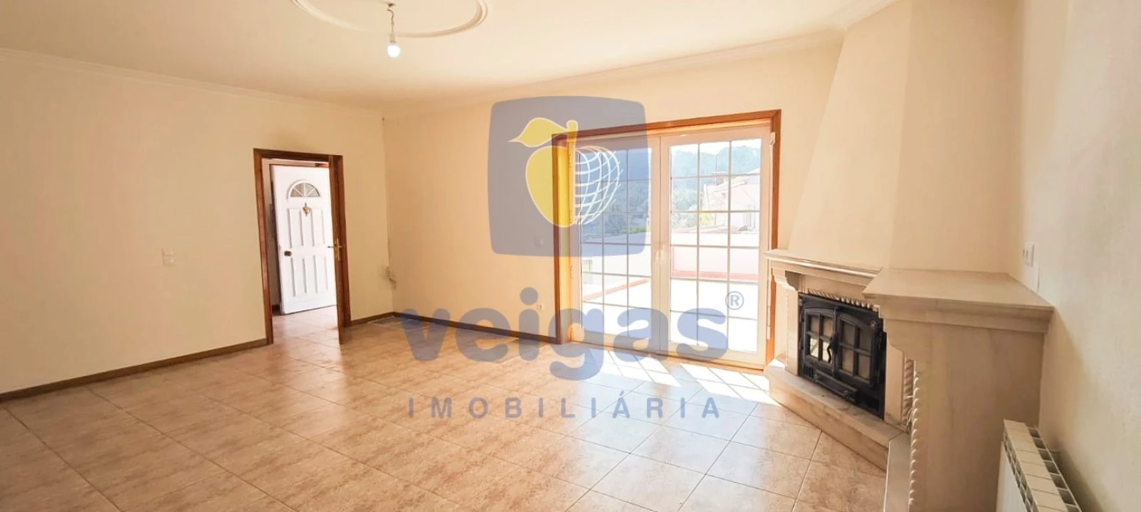 Moradia T4 para Venda em Canedo Foto 3