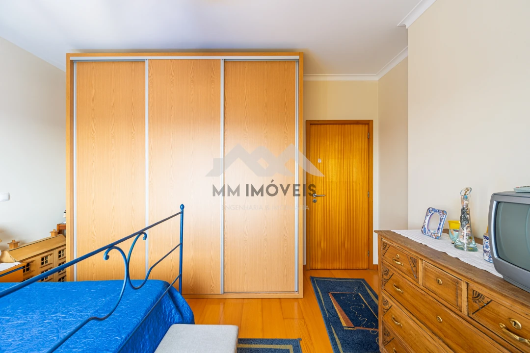 Apartamento T3 para Venda em Penafiel Foto 9