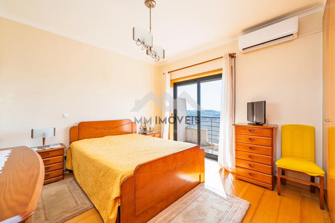 Apartamento T3 para Venda em Penafiel Foto 3
