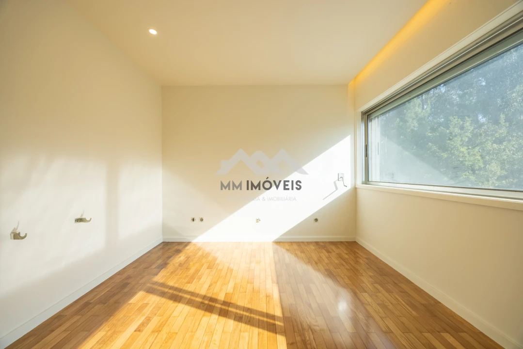 Apartamento T1 para Venda em Nogueira e Silva Escura Foto 21