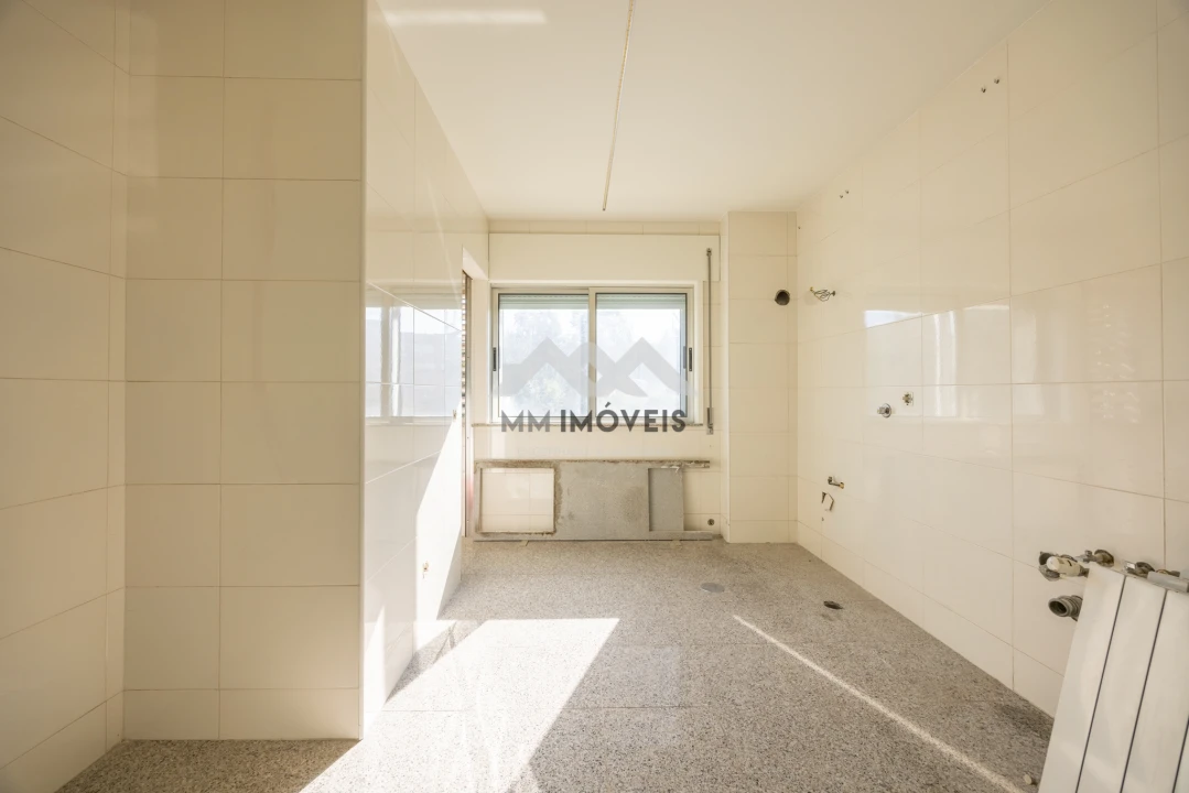 Apartamento T1 para Venda em Nogueira e Silva Escura Foto 11