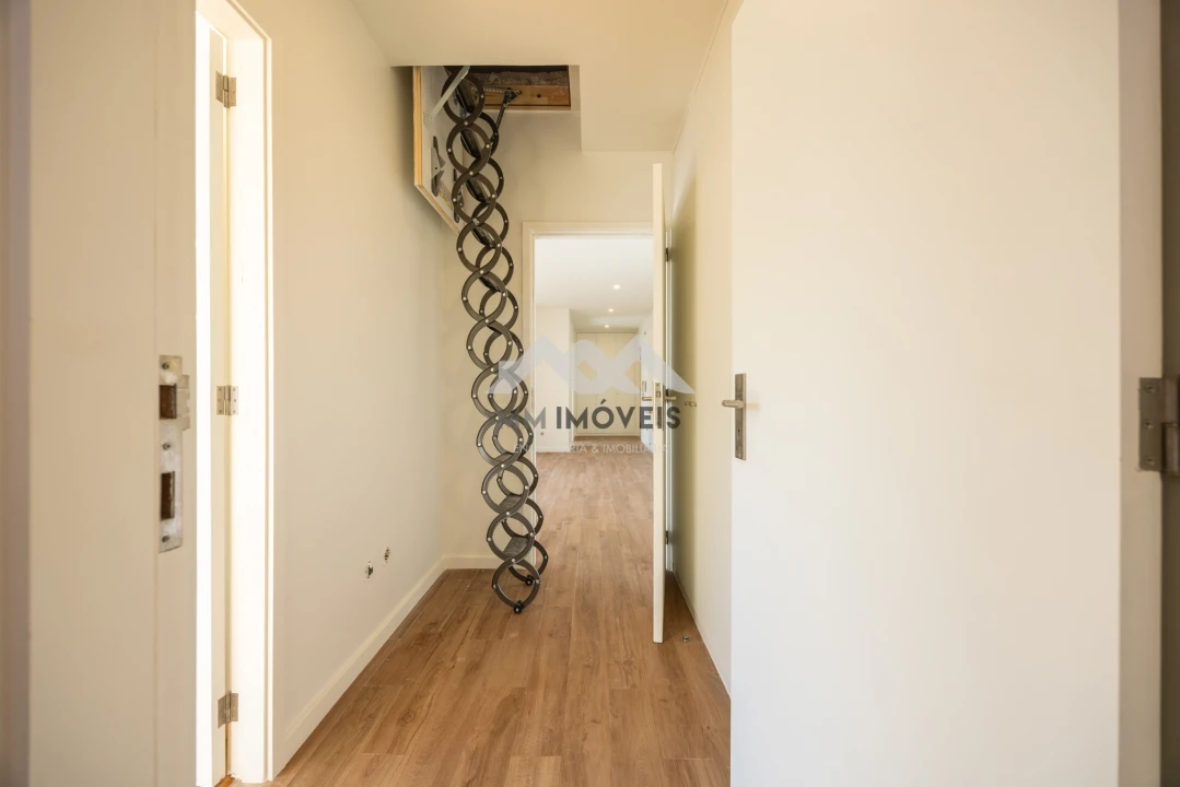 Apartamento T1 para Venda em Nogueira e Silva Escura Foto 16