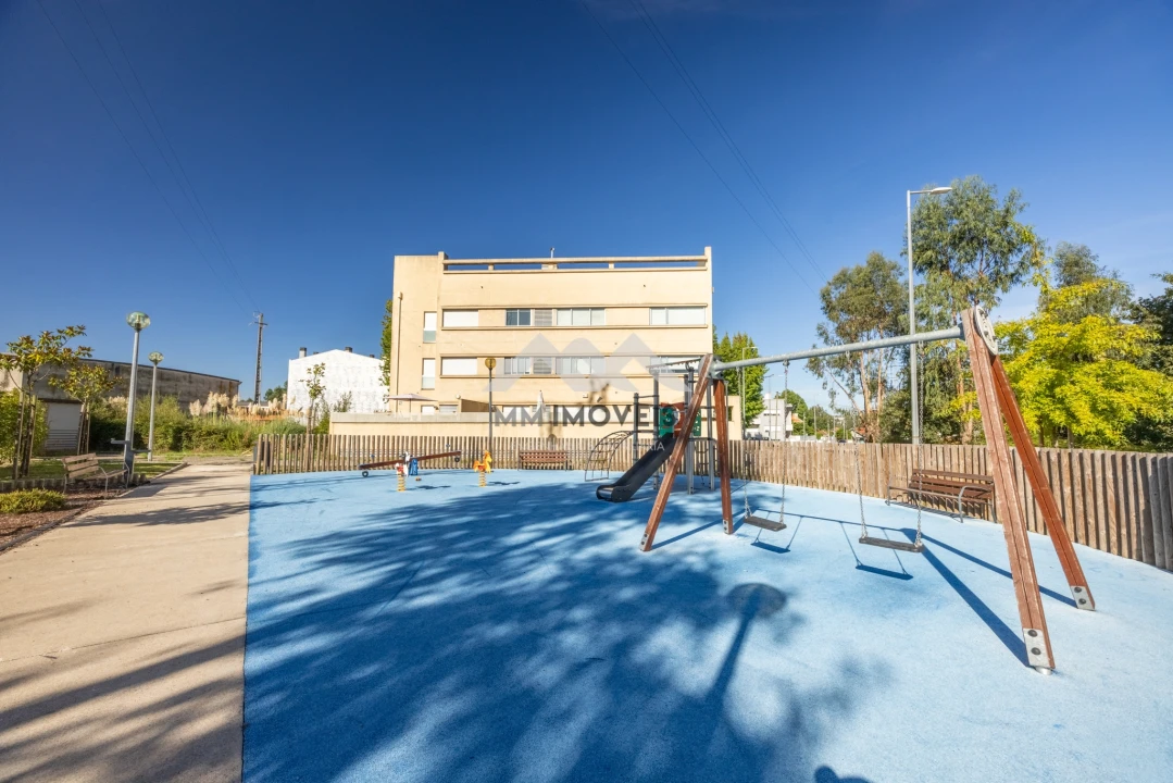Apartamento T1 para Venda em Nogueira e Silva Escura Foto 31