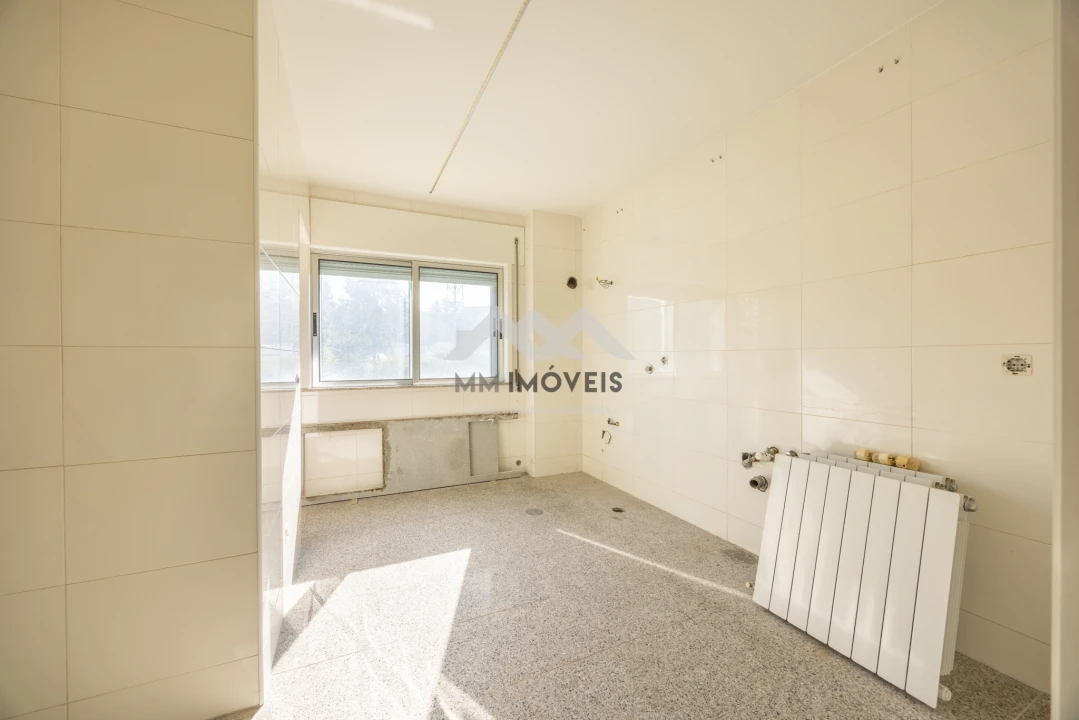 Apartamento T1 para Venda em Nogueira e Silva Escura Foto 14