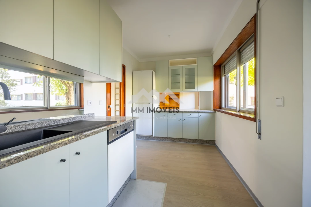 Apartamento T3 para Venda em Aldoar, Foz do Douro e Nevogilde Foto 10