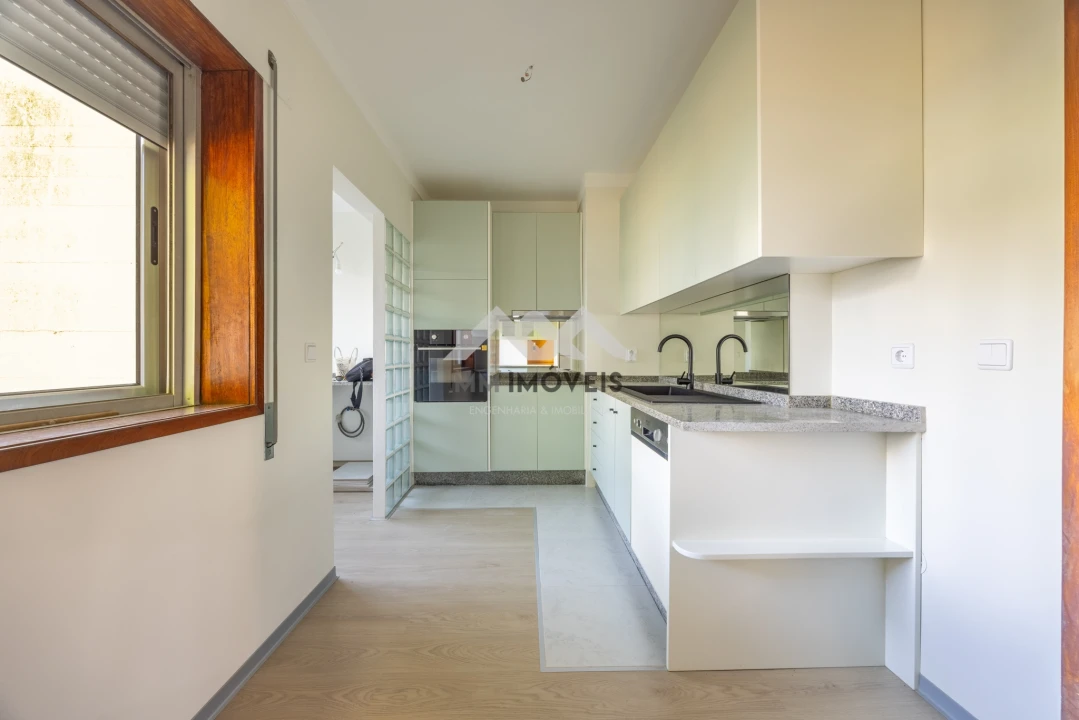 Apartamento T3 para Venda em Aldoar, Foz do Douro e Nevogilde Foto 9