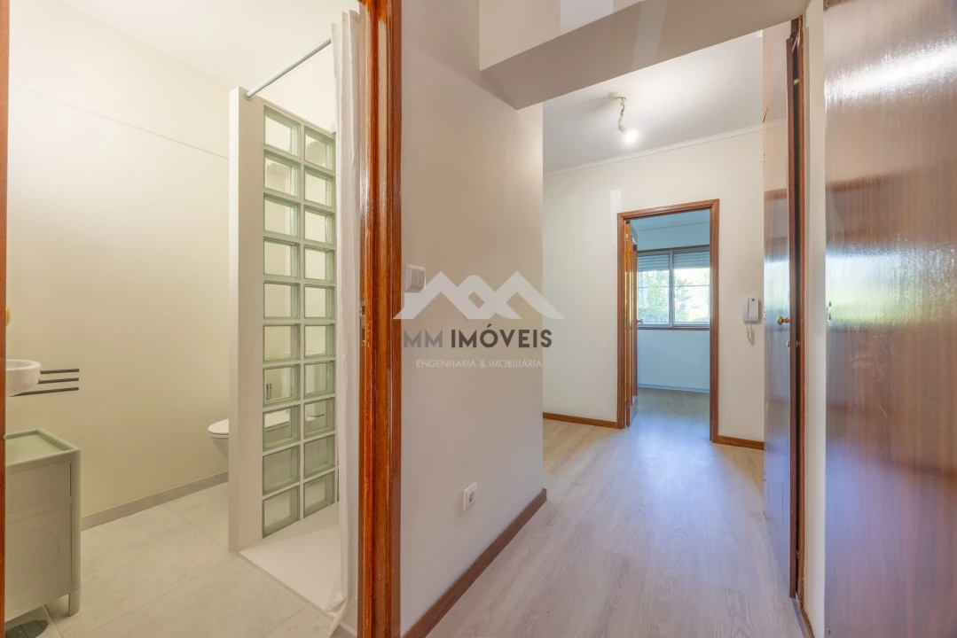 Apartamento T3 para Venda em Aldoar, Foz do Douro e Nevogilde Foto 23
