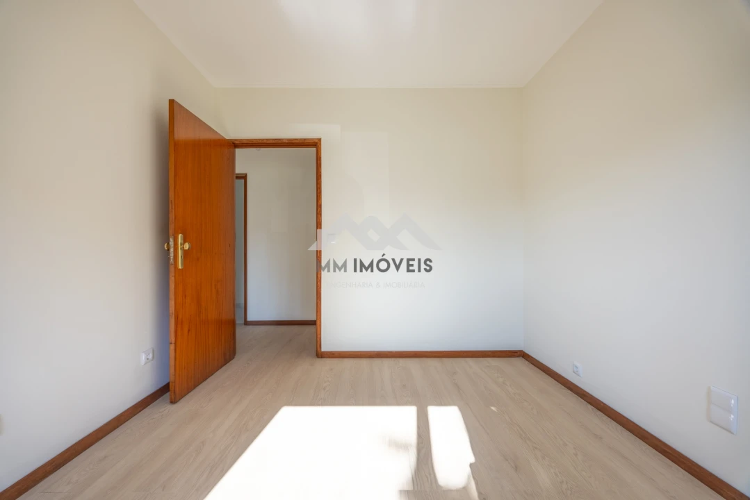 Apartamento T3 para Venda em Aldoar, Foz do Douro e Nevogilde Foto 31
