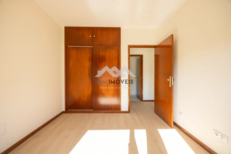 Apartamento T3 para Venda em Aldoar, Foz do Douro e Nevogilde Foto 18
