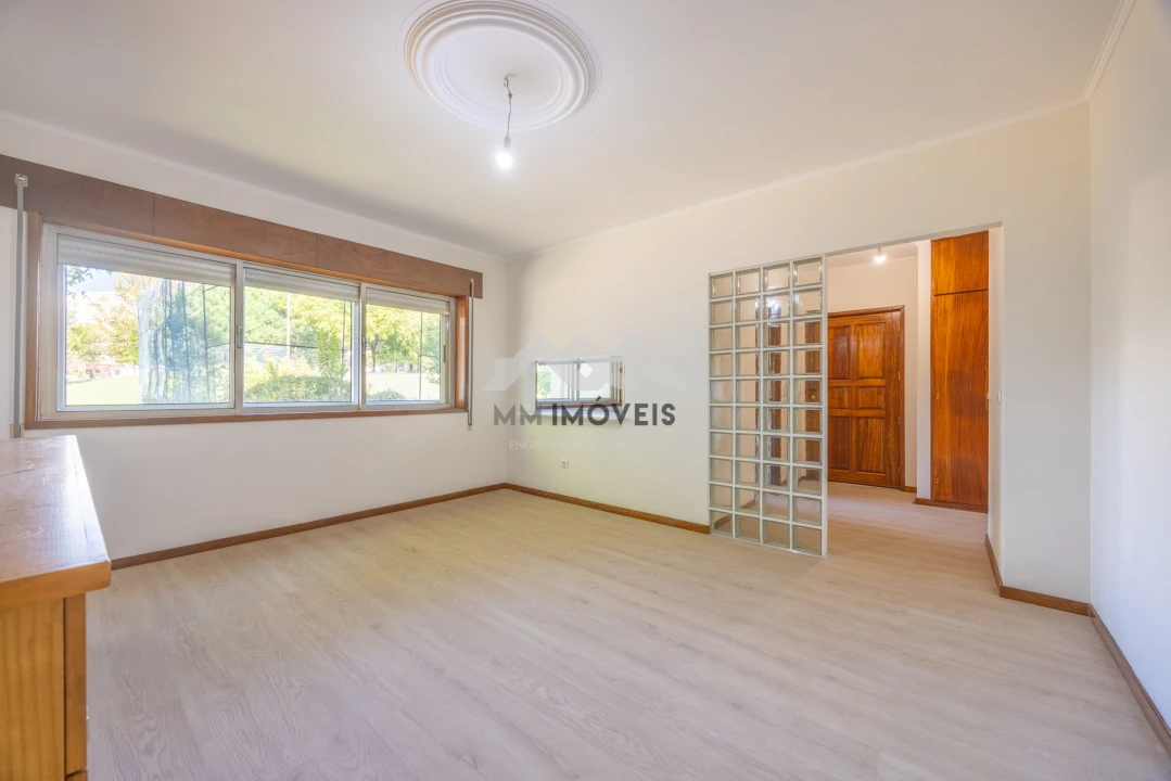 Apartamento T3 para Venda em Aldoar, Foz do Douro e Nevogilde Foto 2
