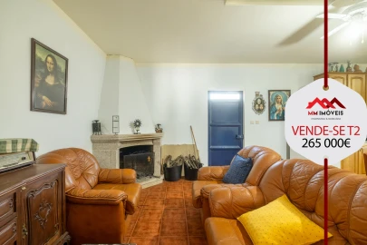 Moradia T2 para Venda em Noura e Palheiros