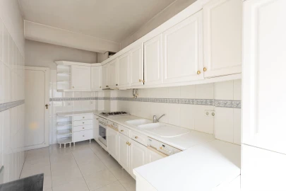 Apartamento T2 para Venda em Avenidas Novas