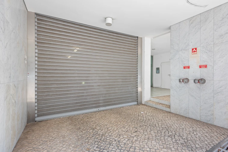 Apartamento T1 para Arrendamento em Avenidas Novas Foto 13