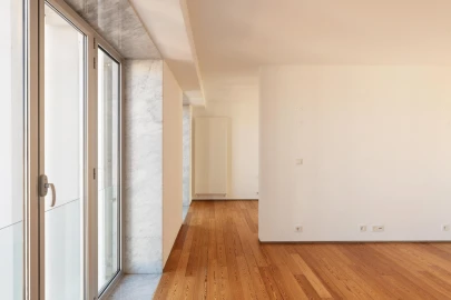 Apartamento T5 para Arrendamento em Avenidas Novas