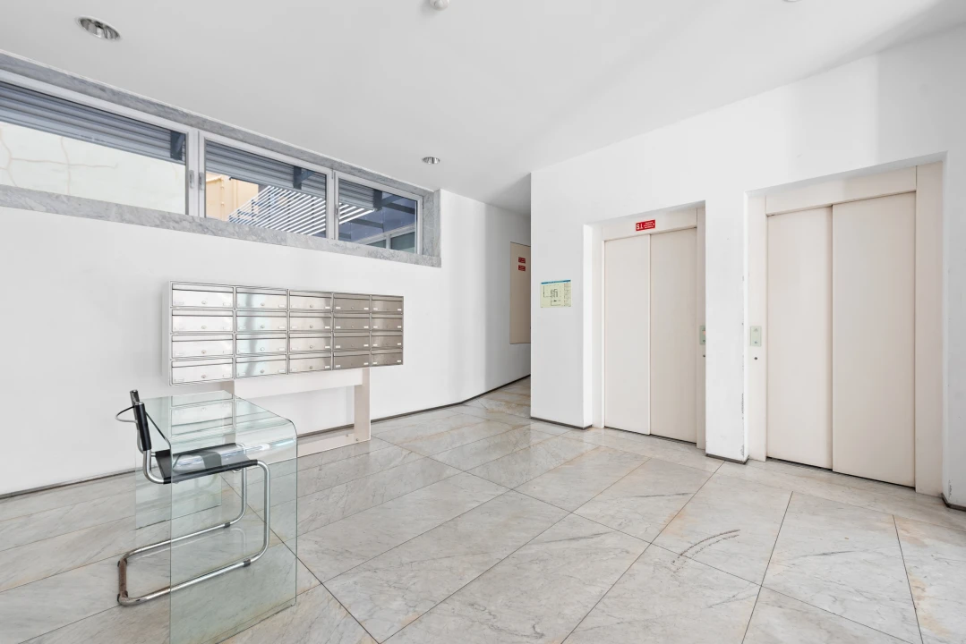 Apartamento T5 para Arrendamento em Avenidas Novas Foto 24