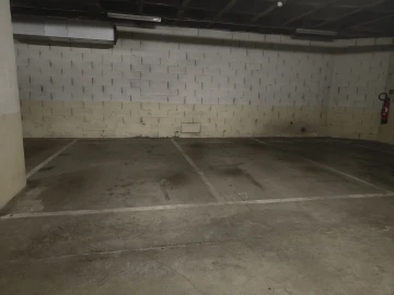 Apartamento T1 para Arrendamento em Alvalade