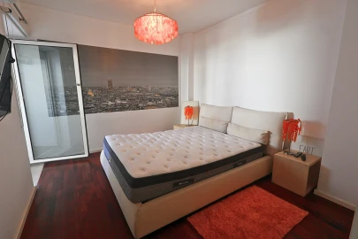 Apartamento T1 para Arrendamento em Alvalade