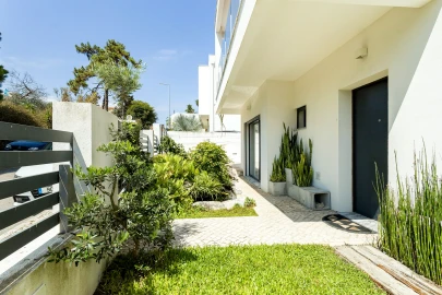 Moradia T4 para Venda em Almada, Cova da Piedade, Pragal e Cacilhas