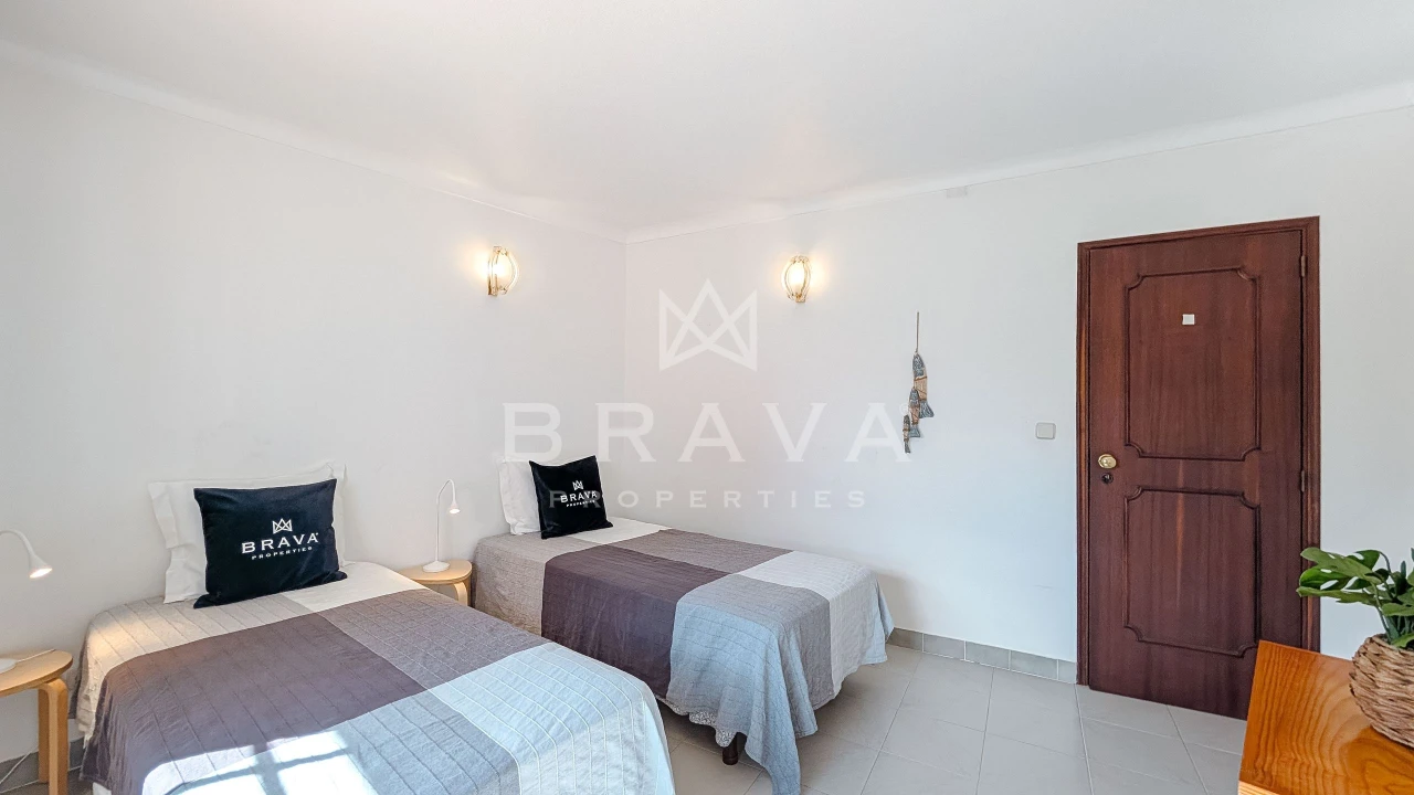 Apartamento T2 para Venda em Albufeira e Olhos de Água Foto 28