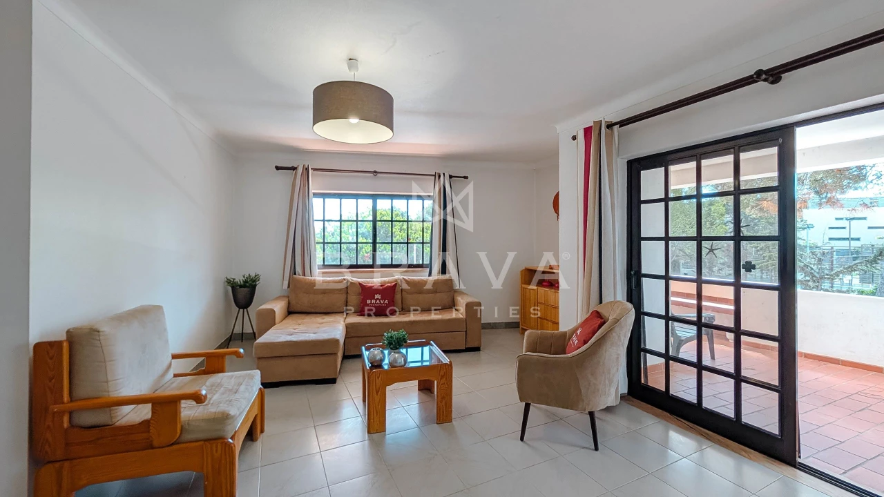 Apartamento T2 para Venda em Albufeira e Olhos de Água Foto 3