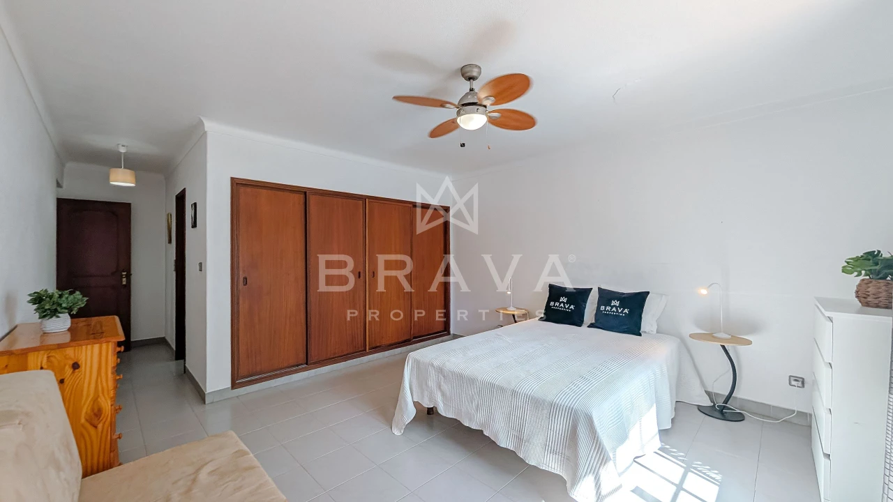 Apartamento T2 para Venda em Albufeira e Olhos de Água Foto 22