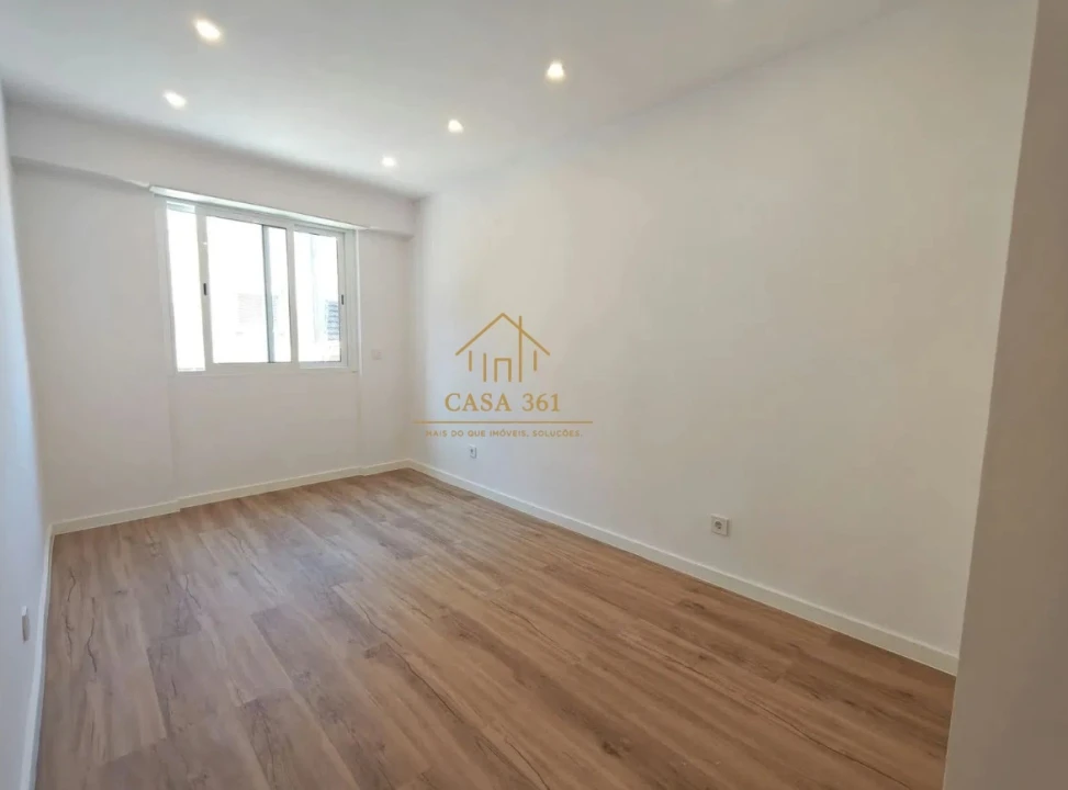 Apartamento T2 para Venda em Encosta do Sol Foto 5