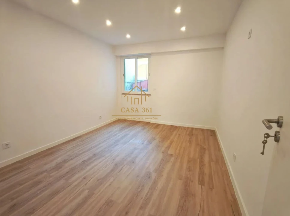 Apartamento T2 para Venda em Encosta do Sol Foto 7