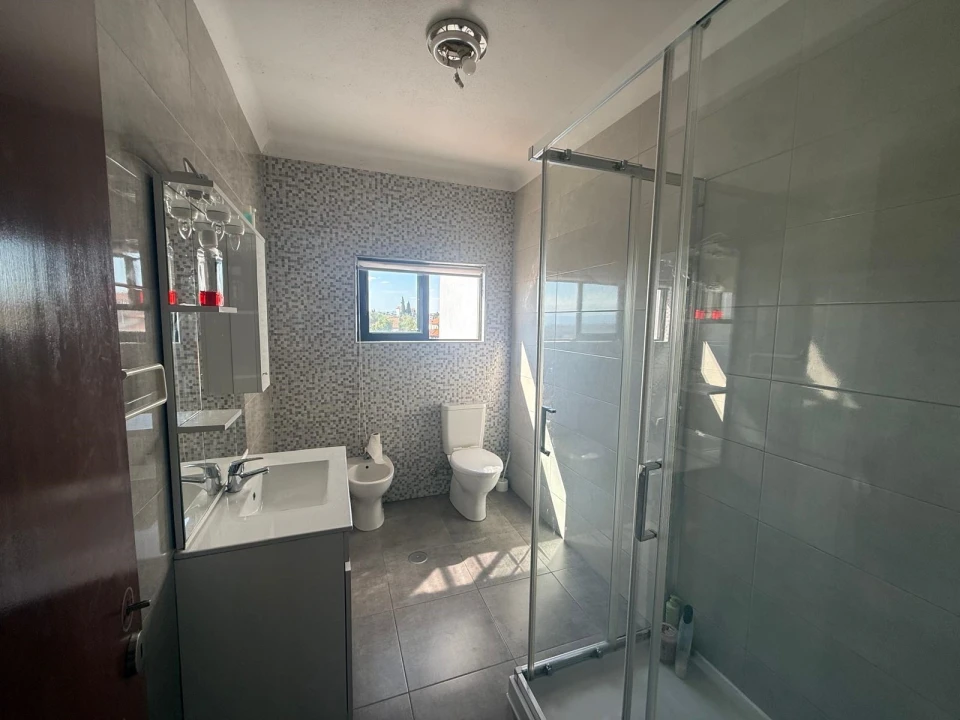 Apartamento T3 para Venda em Vila Flor e Nabo Foto 7