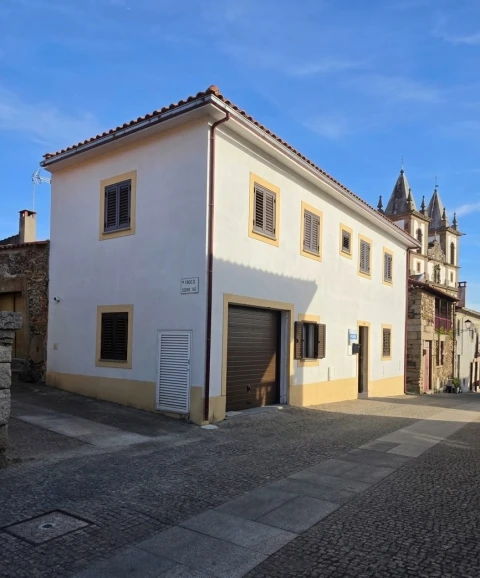 Moradia T3 para Venda em Vila Flor e Nabo