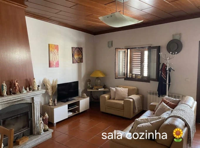 Moradia T3 para Venda em Vila Flor e Nabo Foto 4