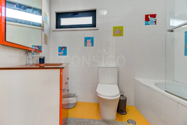 Moradia T4 para Venda em São Domingos de Rana Foto 39