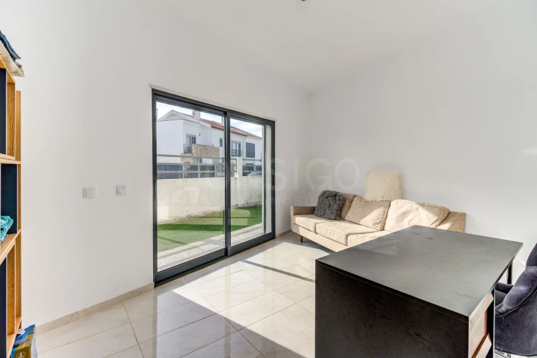 Moradia T4 para Venda em São Domingos de Rana Foto 26