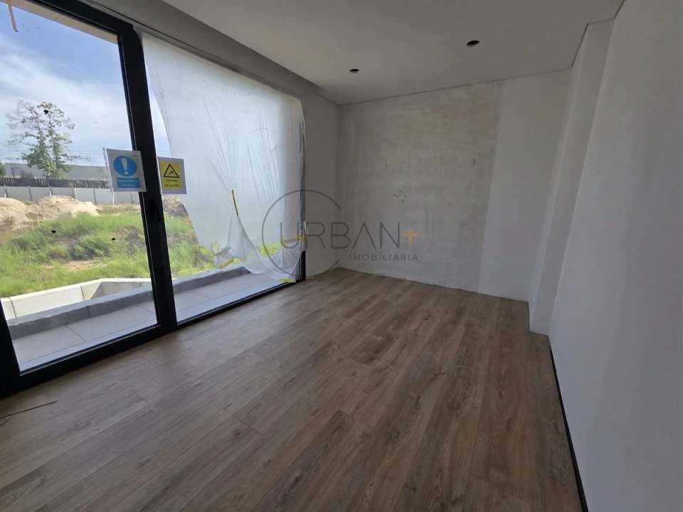 Moradia T3 para Venda em São João de Lourosa Foto 18