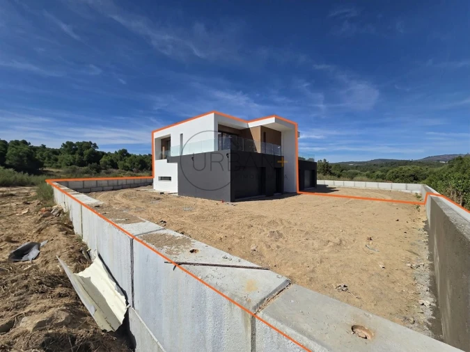 Moradia T3 para Venda em São João de Lourosa Foto 2