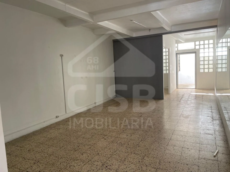 Loja para Arrendamento em Benavente Foto 9