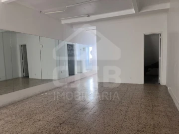 Loja para Arrendamento em Benavente