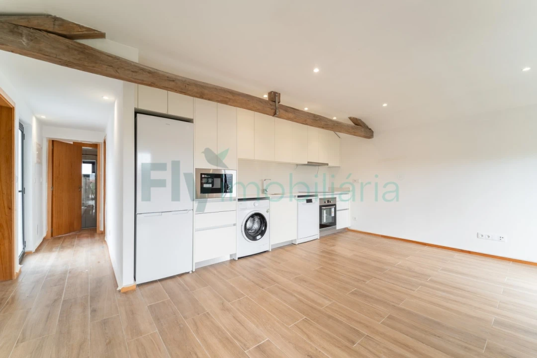 Moradia T2 para Venda em Regilde Foto 5