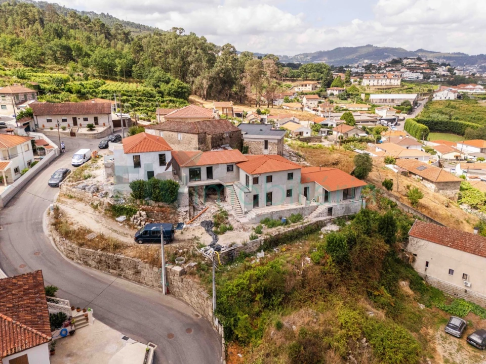 Moradia T2 para Venda em Regilde Foto 26