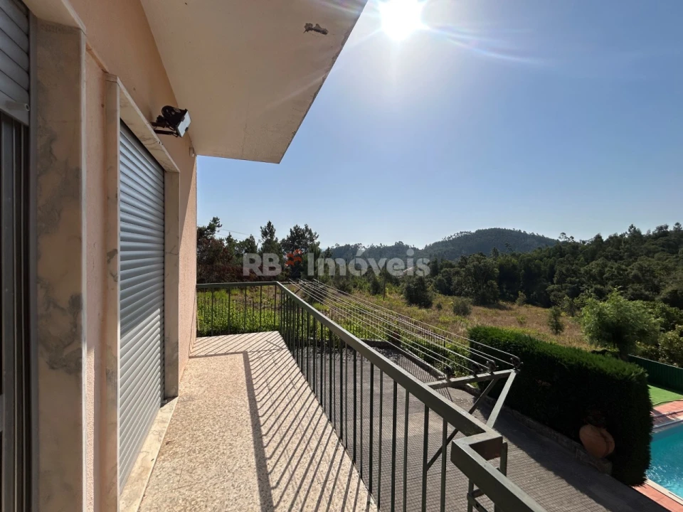 Moradia T7 para Venda em Serra e Junceira Foto 30