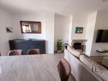 Apartamento T4 para Venda em Baguim do Monte (Rio Tinto)