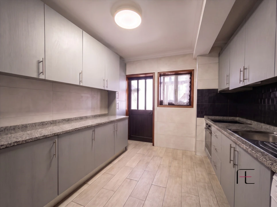 Apartamento T4 para Venda em Baguim do Monte (Rio Tinto) Foto 11