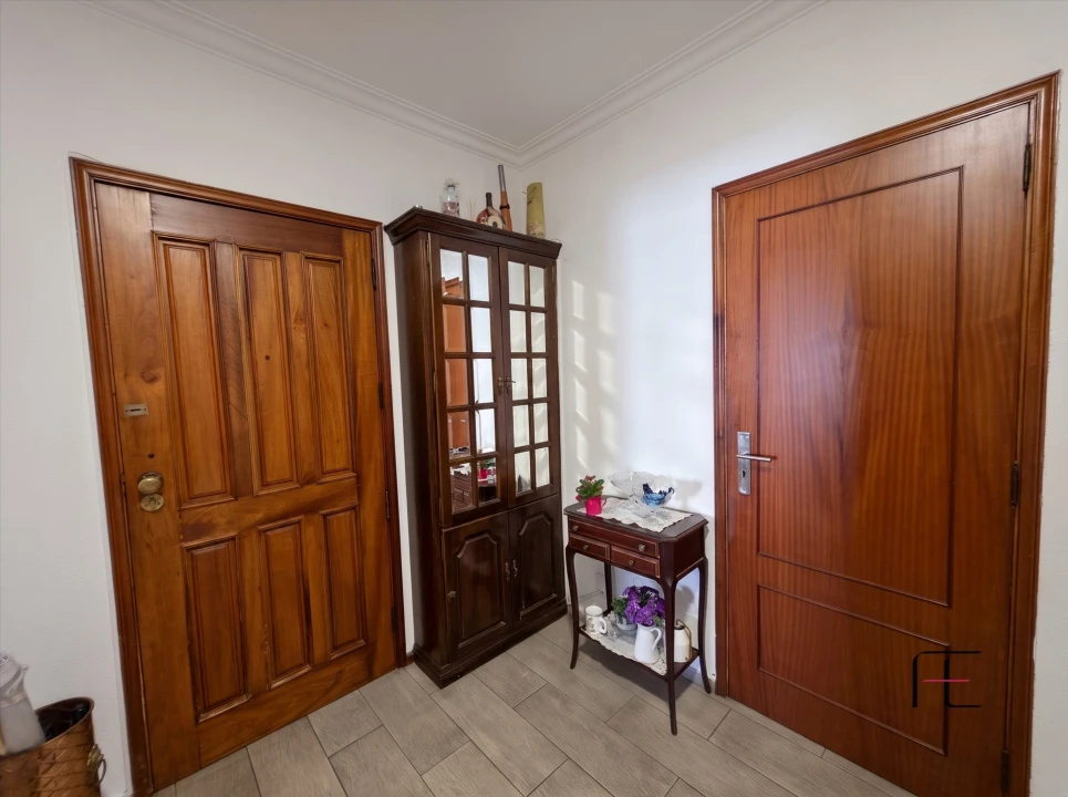 Apartamento T4 para Venda em Baguim do Monte (Rio Tinto) Foto 3