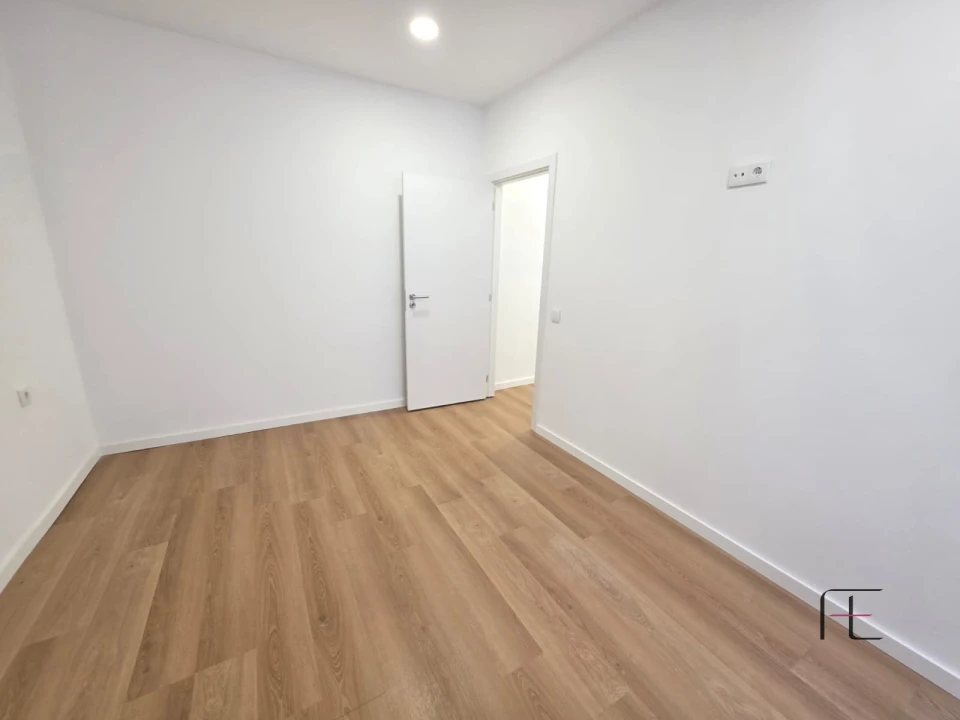 Moradia T3 para Venda em Campanhã Foto 2