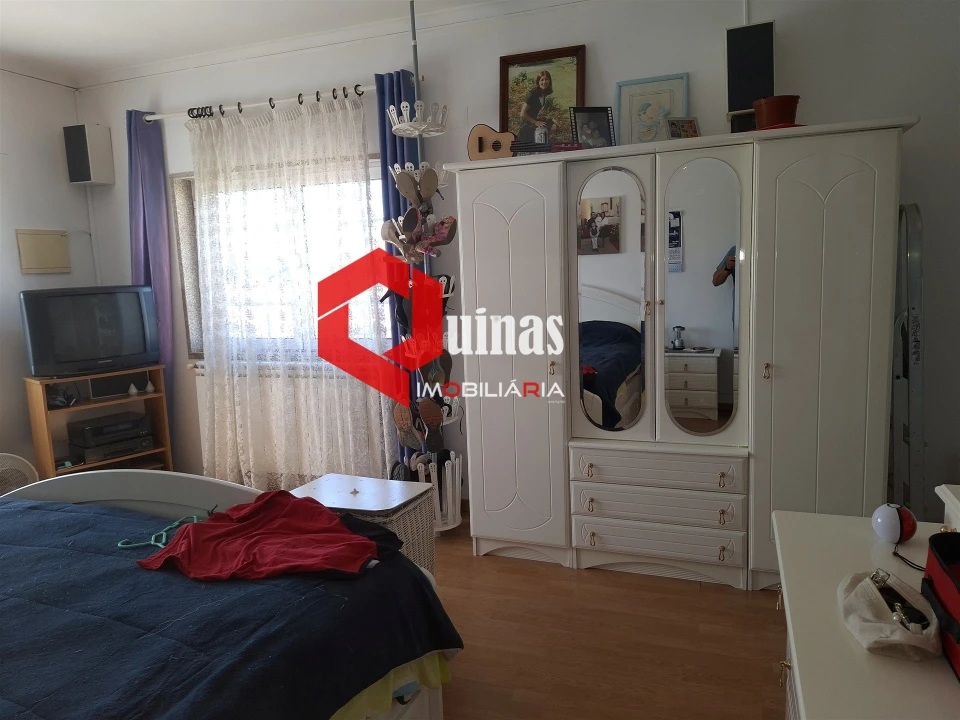 Moradia T5 para Venda em Sabugal e Aldeia de Santo António Foto 39